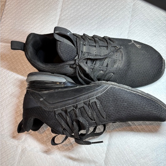 Puma Black Athletic Shoes with Breathable Mesh and Sleek Design - Picture 2 of 3